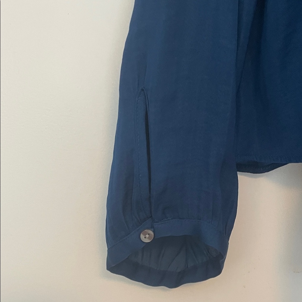 NWOT! 1state Deep Blue Wrap Blouse with buttons - Picture 4 of 4